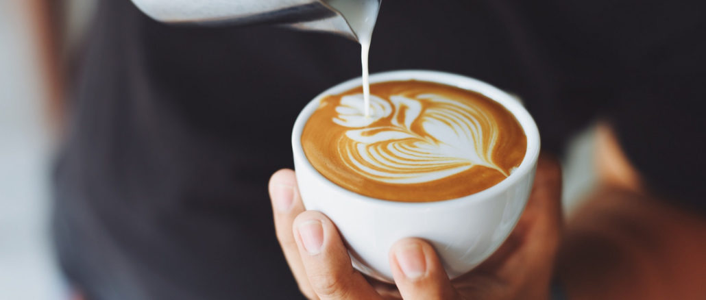 קפה, הכנת קפה, מזיגת קפה